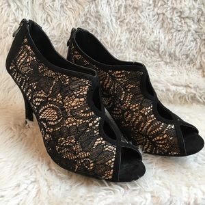 Cato Black Lace peep toe 4” Heel